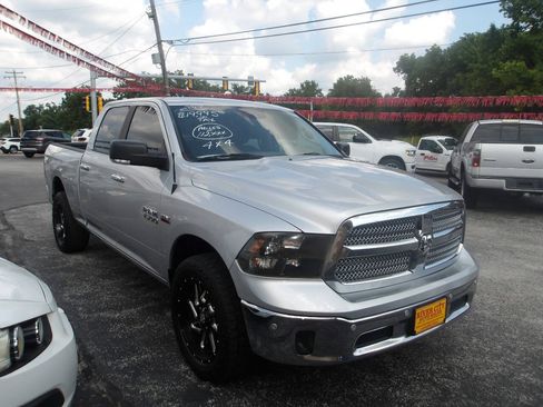 Used 2017 RAM 1500 Big Horn AWD/4WD image 2