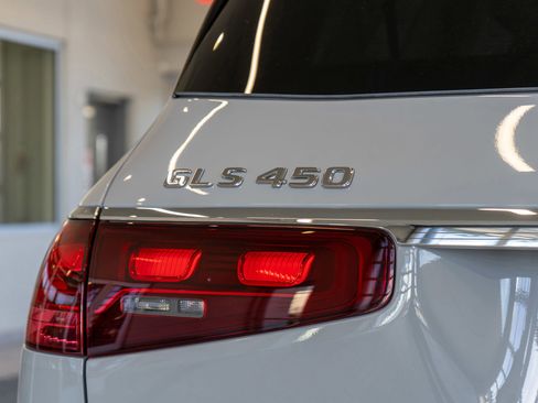 New 2026 Mercedes-Benz GLS 450 4MATIC image 22