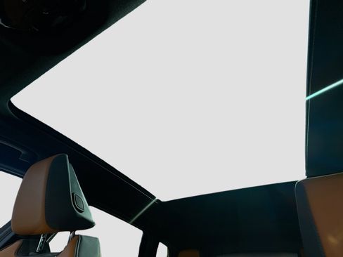 New 2025 BMW X3 xDrive30i w/ Premium Package image 15