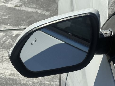 Used 2023 Kia Seltos S image 20