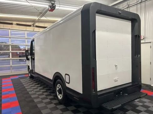 Used 2024 Chevrolet Brightdrop 600 w/ Commercial Equipment Package AWD/4WD image 5