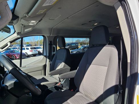 Used 2023 Ford Transit 350 XLT image 21
