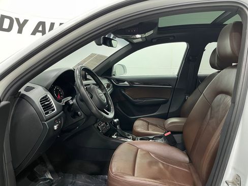 Used 2018 Audi Q3 2.0T Premium w/ Convenience Package image 13