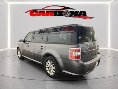 Used 2017 Ford Flex SE image 6