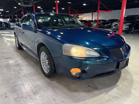 Used 2005 Pontiac Grand Prix GT w/ Leather Trim Package image 8