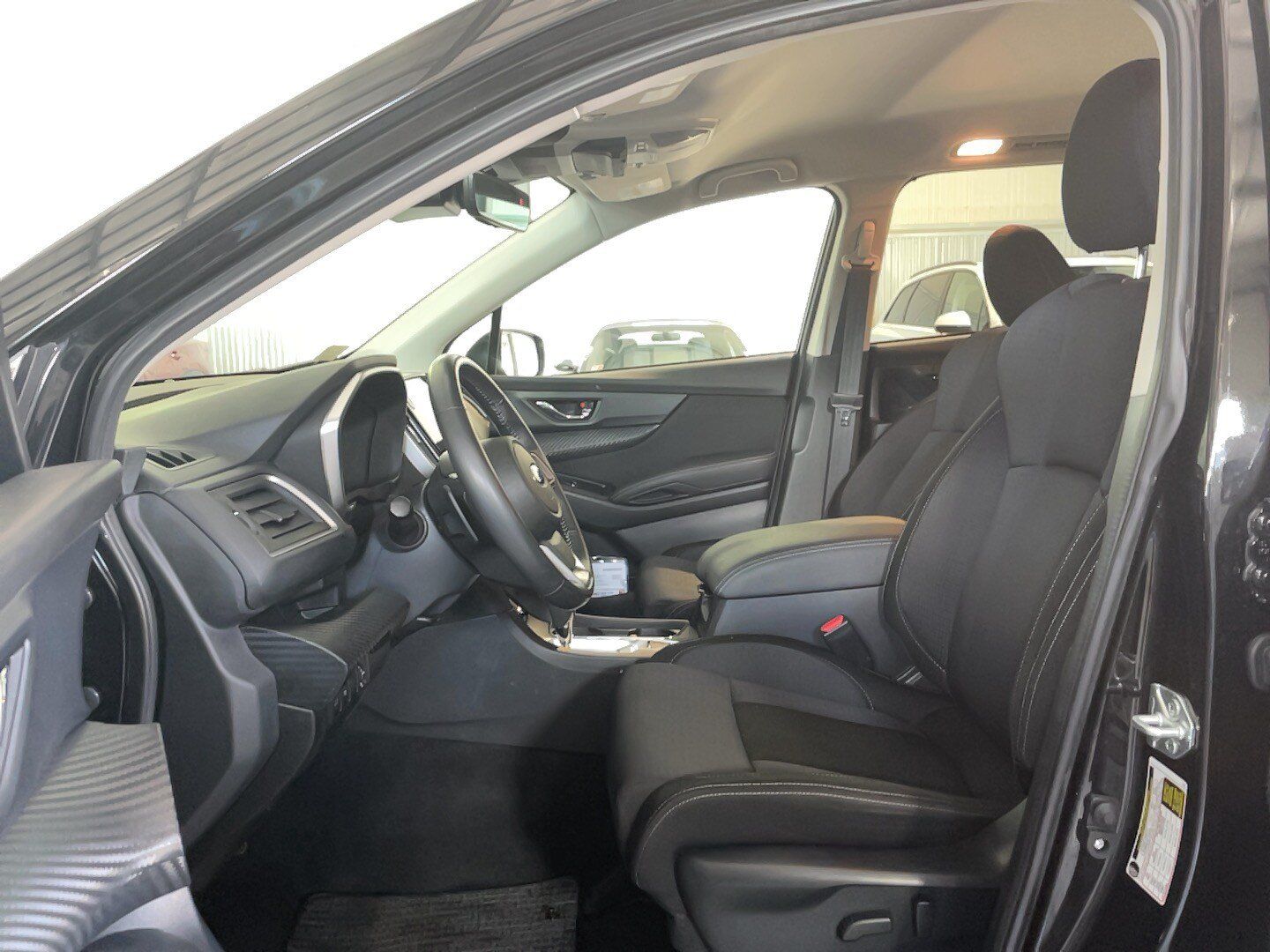 Used 2023 Subaru Ascent Premium w/ Convenience Package AWD/4WD image 5