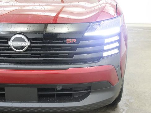 New 2026 Nissan Kicks SR w/ SR Premium Package image 8