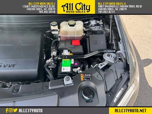 Used 2018 Chevrolet Traverse LT image 35