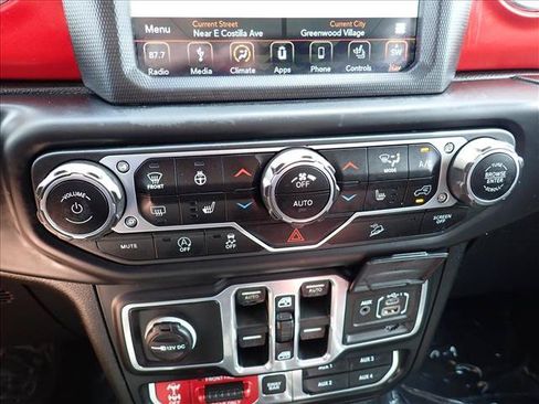 Used 2018 Jeep Wrangler Unlimited Rubicon AWD/4WD image 19