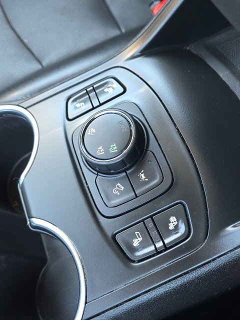 Used 2022 GMC Terrain SLT AWD/4WD image 43