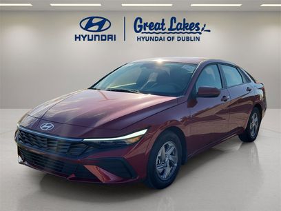 Used 2025 Hyundai Elantra SE
