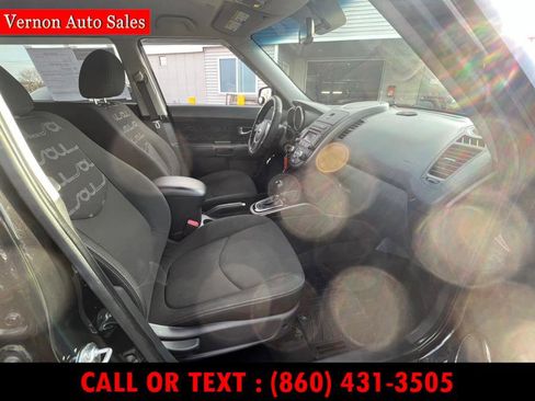 Used 2013 Kia Soul + image 18
