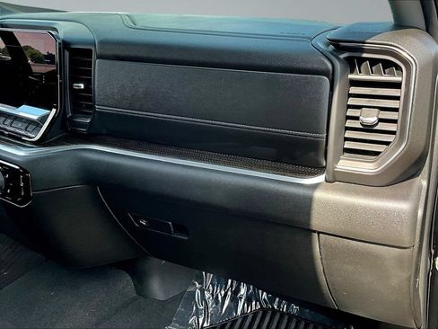 Used 2023 Chevrolet Silverado 1500 LT AWD/4WD image 28