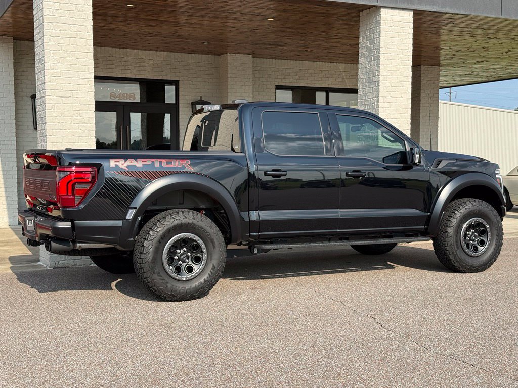 Used 2025 Ford F150 Raptor AWD/4WD image 6