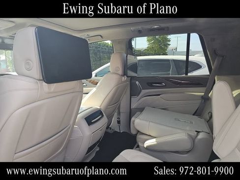 Used 2021 Cadillac Escalade Premium Luxury Platinum AWD/4WD image 7