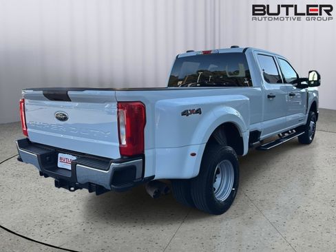 Used 2024 Ford F350 XLT image 5