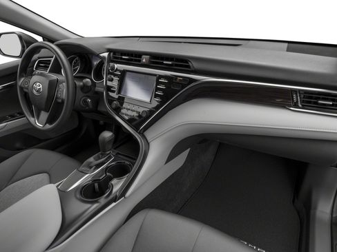 Used 2018 Toyota Camry XLE w/ Audio Package FWD image 13