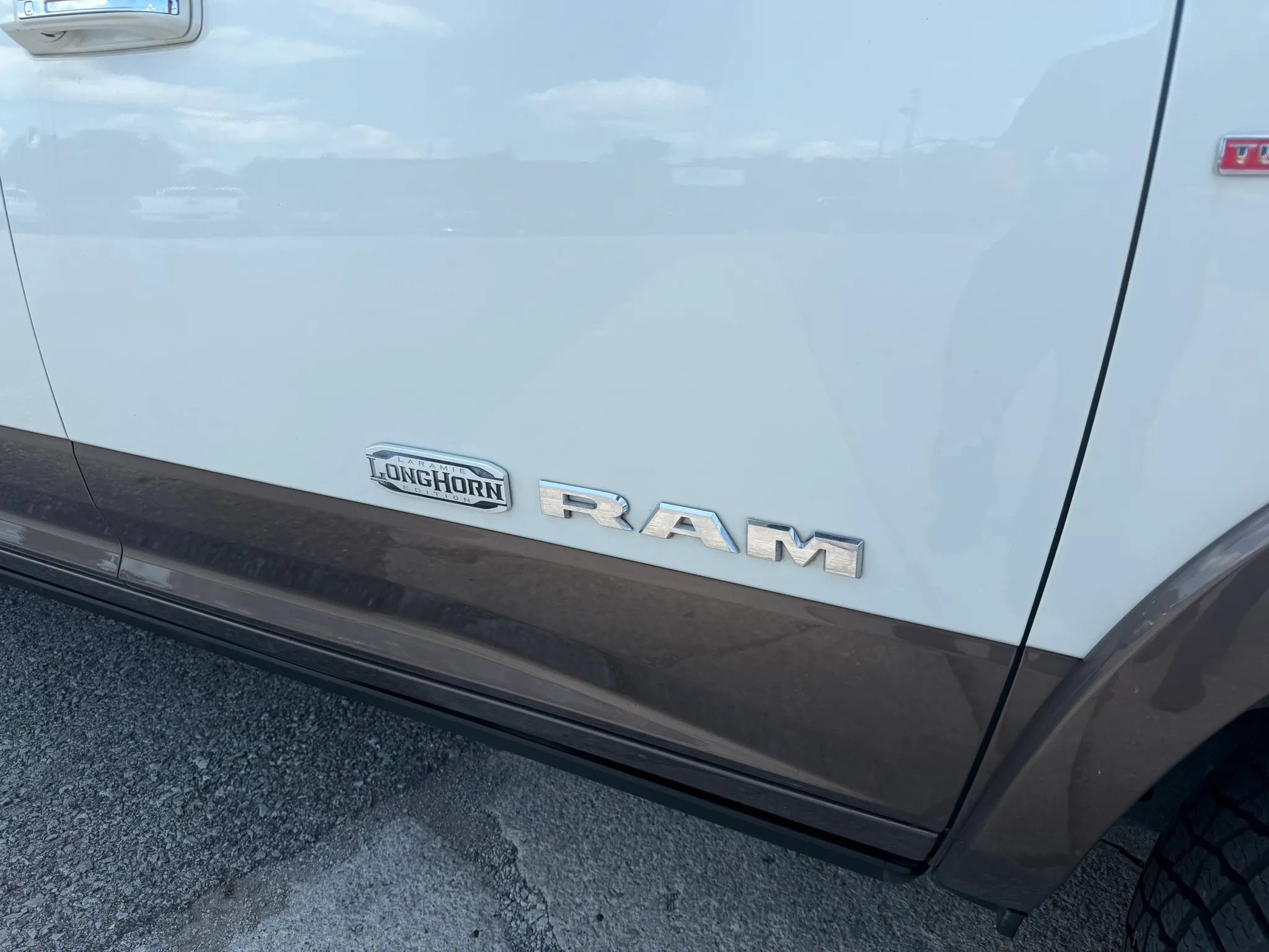 Used 2019 RAM 2500 Limited AWD/4WD image 10