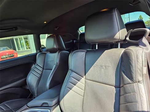 Used 2015 Dodge Challenger SRT Hellcat image 15