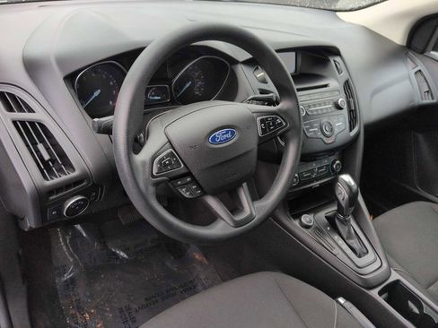 Used 2015 Ford Focus SE image 10