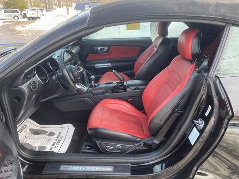 Used 2017 Ford Mustang GT Premium w/ GT Performance Package image 12