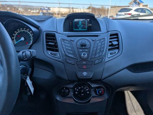 Used 2014 Ford Fiesta S image 18