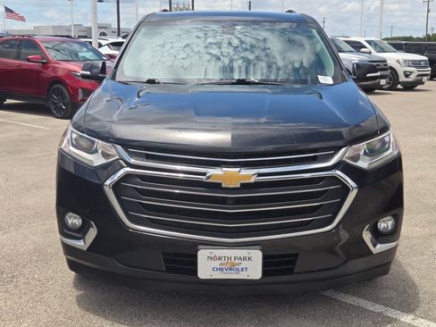 Used 2019 Chevrolet Traverse LT FWD image 8