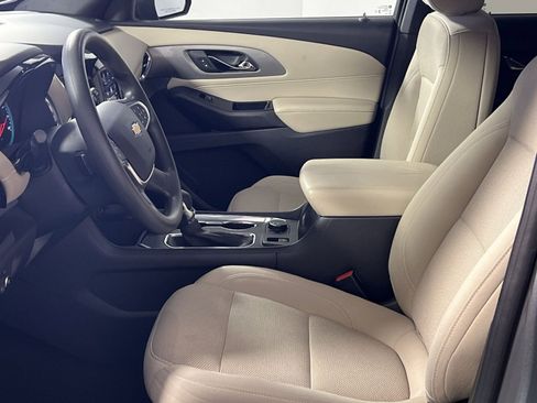 Used 2023 Chevrolet Traverse LS w/ Safety Package image 13