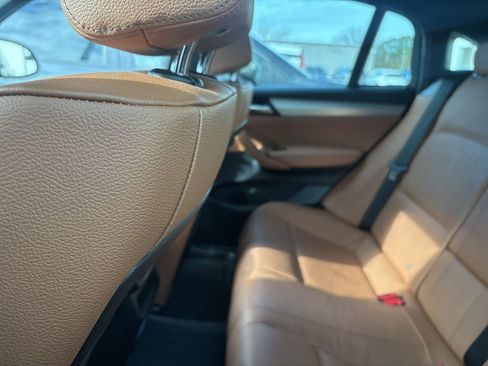 Used 2018 BMW X4 M40i image 16