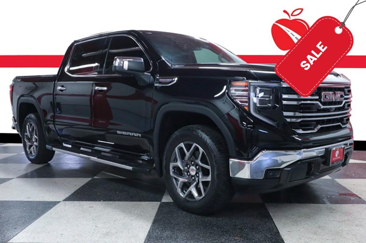 Used 2023 GMC Sierra 1500 SLT AWD/4WD image 1