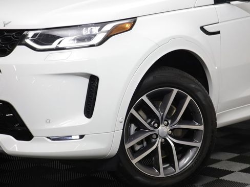 Certified 2025 Land Rover Discovery Sport S AWD/4WD image 3