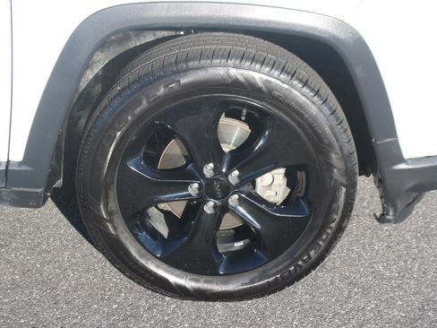 Used 2021 Jeep Compass Latitude w/ Sun and Sound Group image 30