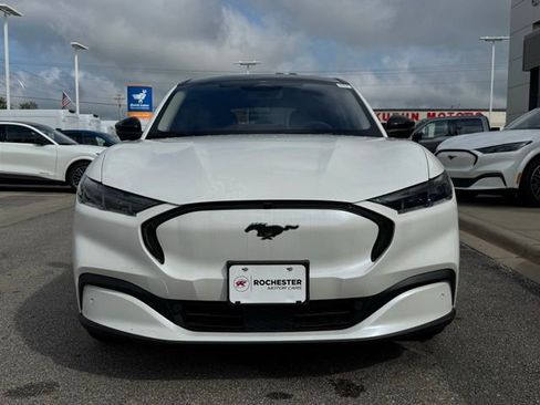 New 2025 Ford Mustang Mach-E Premium image 32