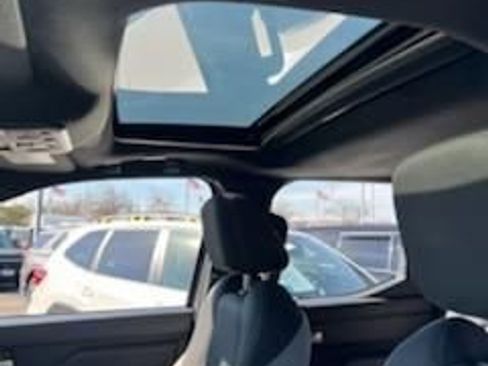 Used 2024 Toyota Tacoma TRD Off-Road image 12