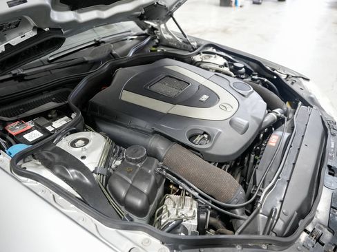 Used 2008 Mercedes-Benz SL 550 image 33