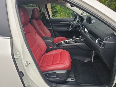 New 2025 MAZDA CX-5 Carbon Edition image 30