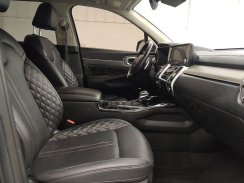 Used 2022 Kia Sorento SX Prestige image 21