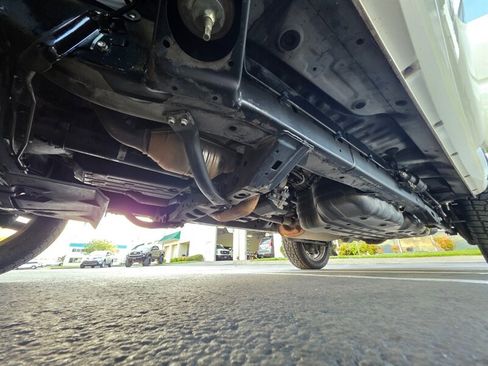 Used 2005 Toyota 4Runner Limited image 22