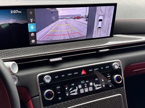 New 2025 Genesis GV80 3.5T e-SC image 7