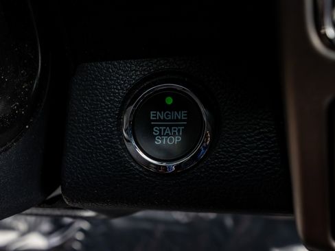 Used 2022 Ford F250 Platinum w/ FX4 Off-Road Package image 23