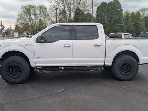 Used 2015 Ford F150 XLT w/ Equipment Group 302A Luxury AWD/4WD image 4