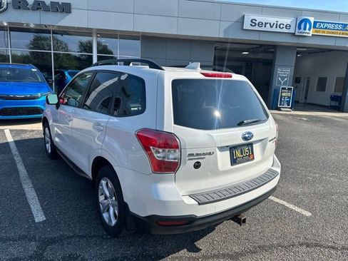 Used 2016 Subaru Forester 2.5i Premium w/ All-Weather Package AWD/4WD image 7