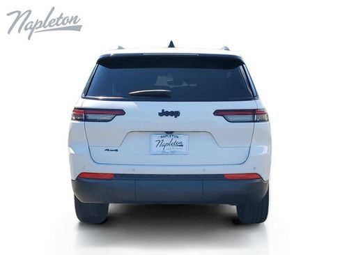 Used 2023 Jeep Grand Cherokee L Laredo AWD/4WD image 4