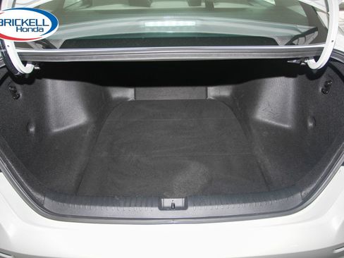 Used 2025 Honda Accord LX image 11