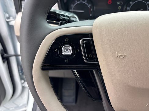 Certified 2022 Lincoln Corsair FWD image 17