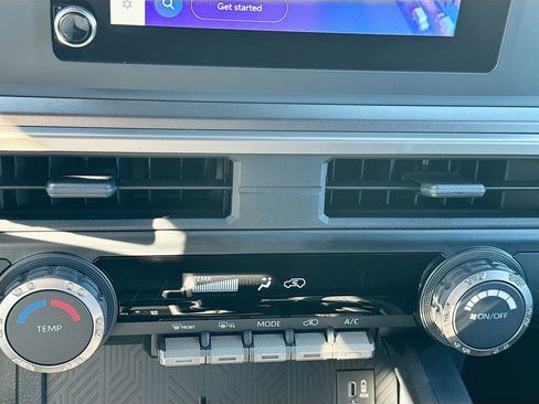 Used 2025 Toyota 4Runner SR5 image 19