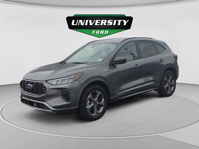 Used 2024 Ford Escape ST-Line w/ Tech Pack #1 AWD/4WD image 7