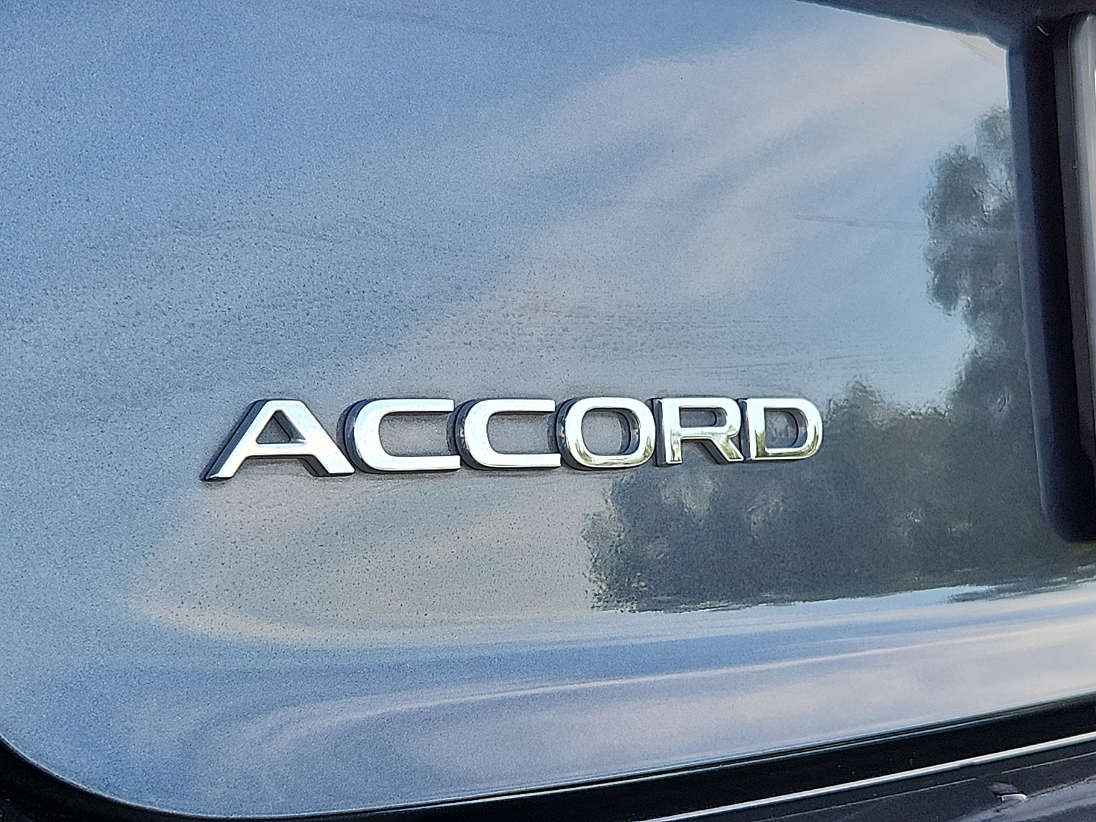 Used 2023 Honda Accord EX image 31