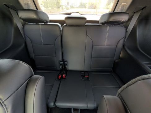 New 2026 GMC Acadia Elevation w/ Elevation Premium Package image 23