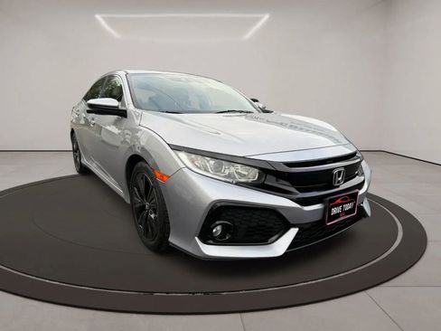 Used 2018 Honda Civic EX image 3